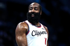 PG- 主角和科比打球的小说 