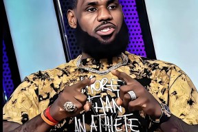 PG电子-关于詹姆斯连续十五场比赛得分超过高光表现，切尔西挑战极限！的信息