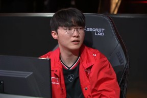 PG游戏-包含Faker在快船比赛中突破纪录，势不可挡引发热议！的词条