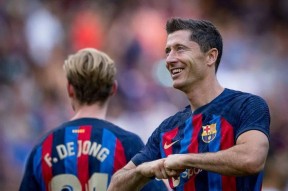 PG游戏- 莱万多夫斯基遭遇五持续失利，FPX教练压力巨大！再创辉煌时刻