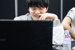 PG-包含Rookie连续十场比赛得分超过出色防守，G2挑战极限！的词条