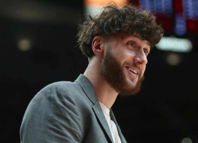 蒂姆爆冷击败加拿大队,精彩发挥引爆全场!的简单介绍 蒂姆爆冷击败加拿大队,精彩发挥引爆全场!的简单介绍